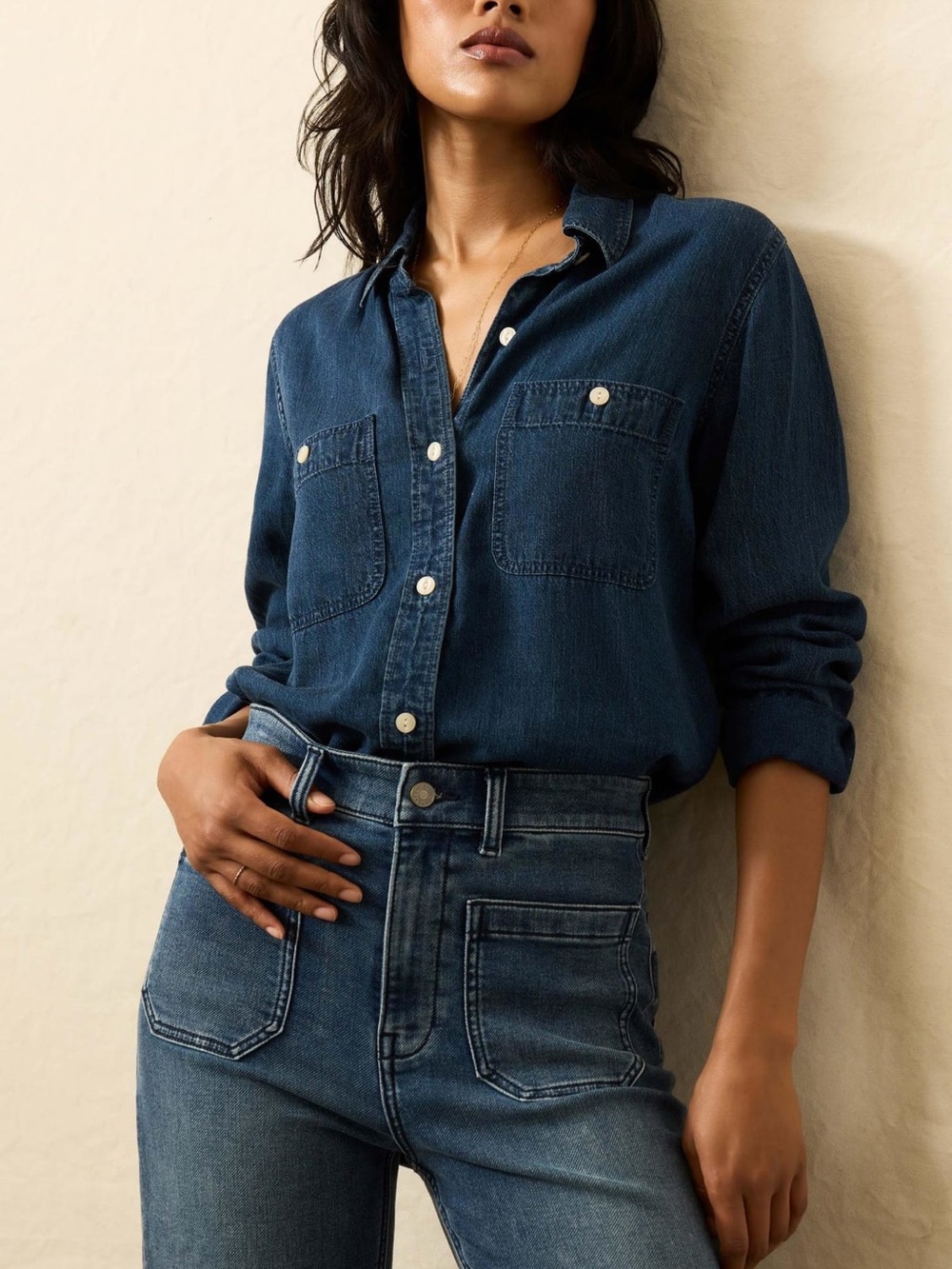 NWT Faherty Chambray Woven Spread Collar Long Sleeve Button Front Shirt - Picture 2 of 9